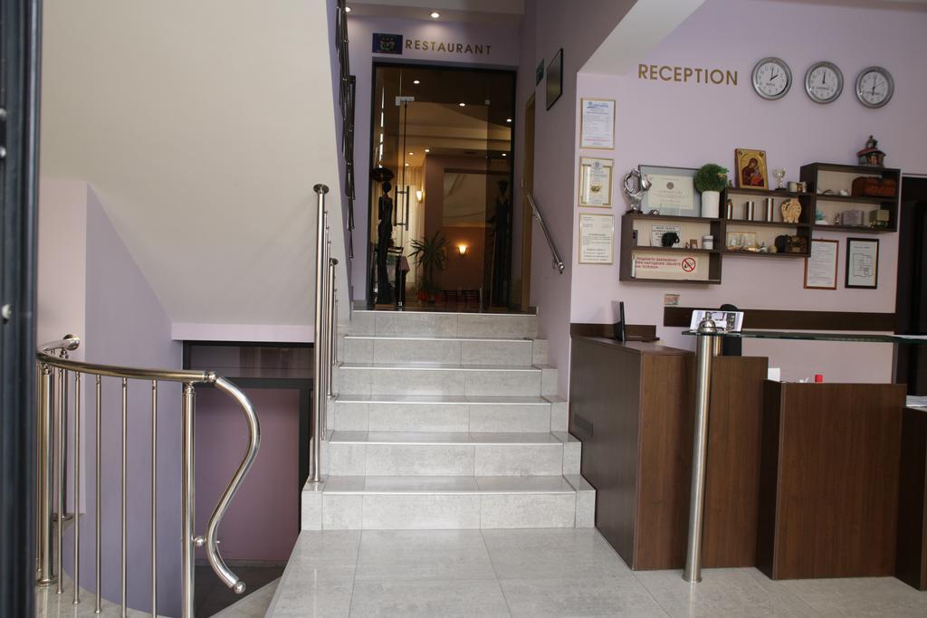 Family Hotel Avramov Vidin Exterior photo
